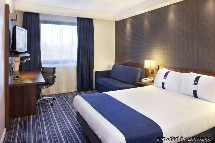 Holiday Inn Express Cambridge Duxford M11 Jct 10 By Ihg Phòng bức ảnh