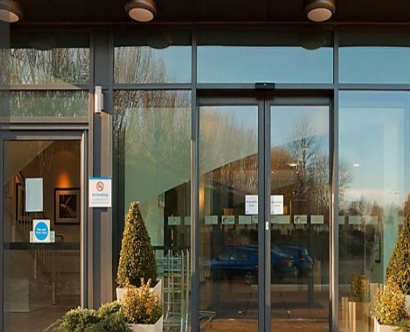 Holiday Inn Express Cambridge Duxford M11 Jct 10 By Ihg Ngoại thất bức ảnh
